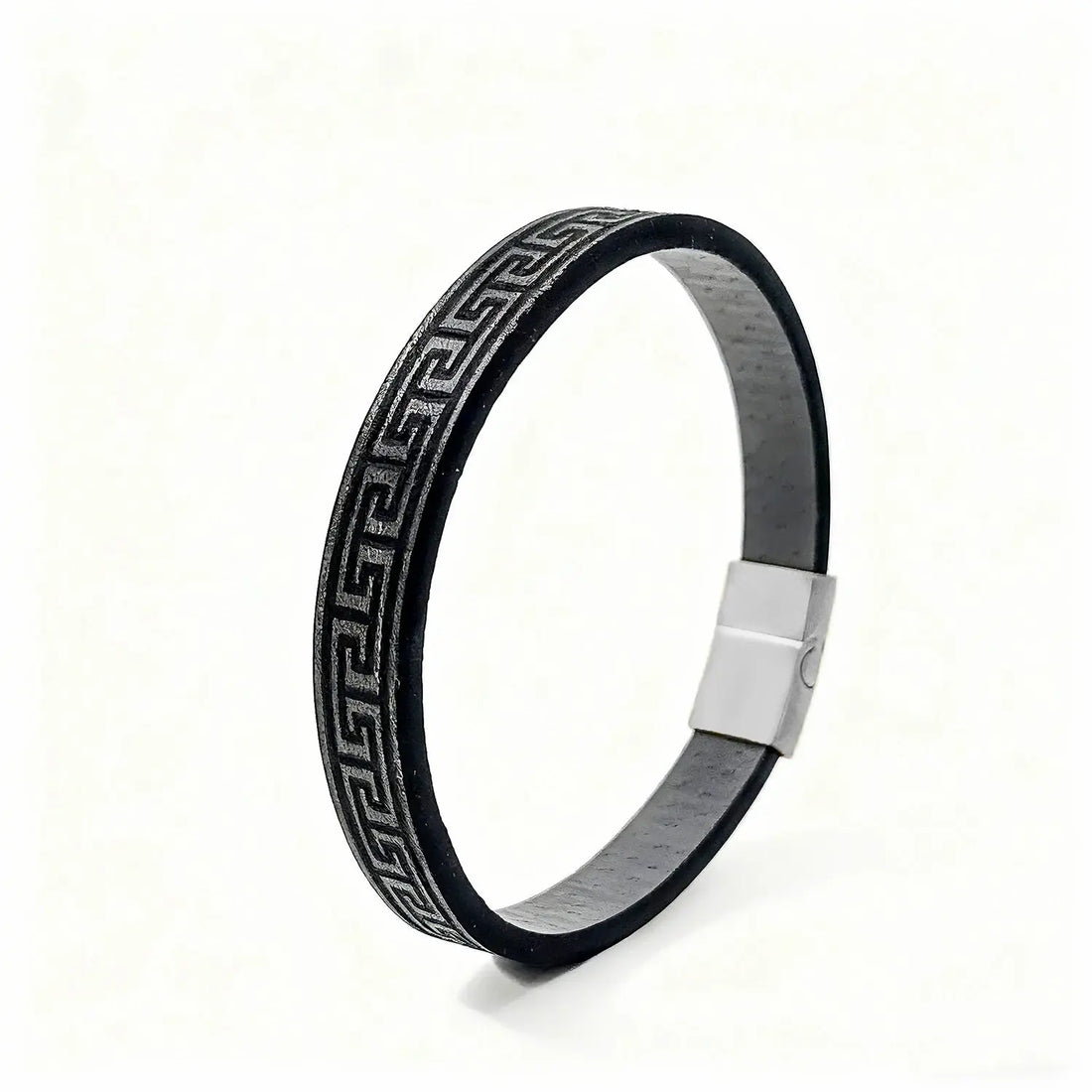 Giorgio Mareno magnetic clasp leather bracelet with sleek design and adjustable strap, featuring smooth leather and secure magnetic closure.